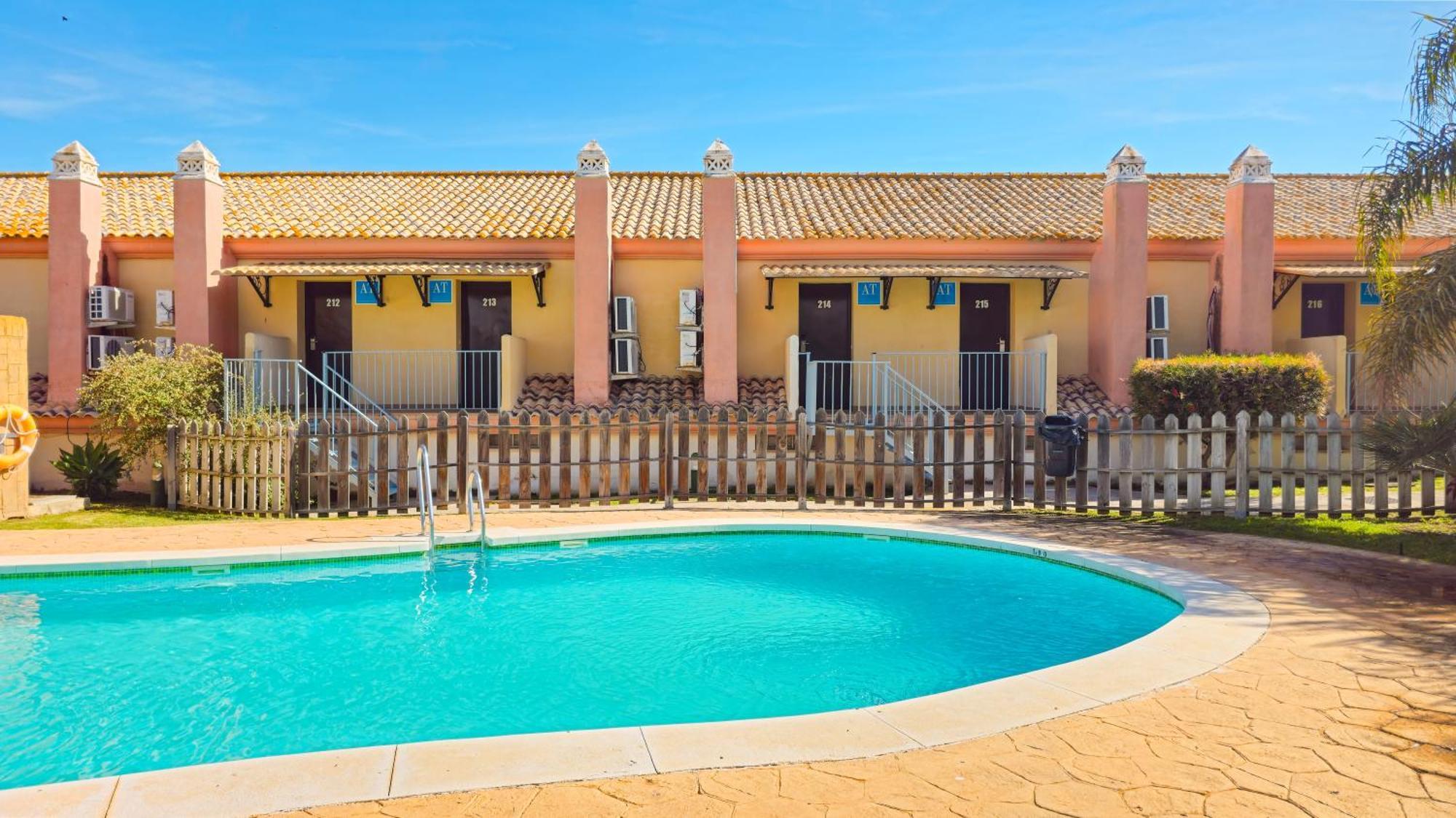 Zahara Sol Villas Y Apartamentos By Qhotels Zahara de los Atunes Buitenkant foto